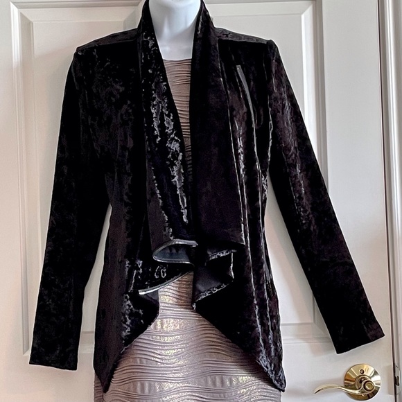 BlankNYC Lux Black Faux Fur Velvet Zip Jacket Shawl Collar Like Seal 🦭 Skin - Picture 11 of 11